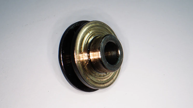 Turbocharger bearing wear caused by contaminated engine oil